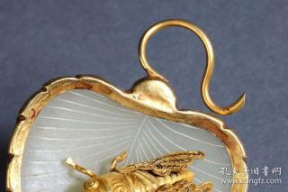 旧藏,和田玉包金一鸣惊人叶形耳坠