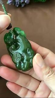 万镯福 和田玉貔貅吊坠