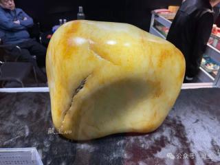 一个就要200万,这种最顶级的和田玉以后很难见到了!