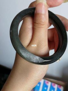 大圈口新疆和田玉籽料青花手镯