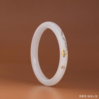 和田玉玉镯的颜色太单调?你怕是没见过这些特殊的颜色!