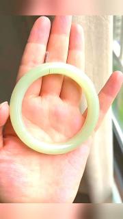 7000年和田玉手镯玉镯子女款冰晴葡萄肉